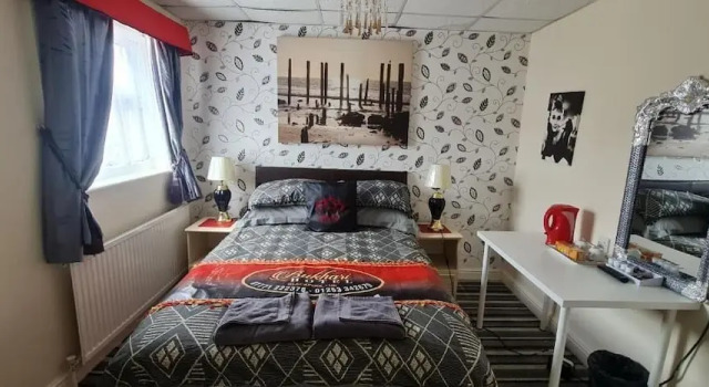Standard- seksdobbelt værelse Bukhari Hotel