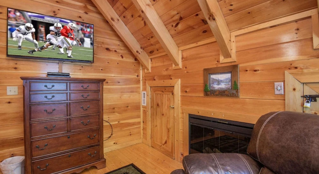 Majestic Mountain View - Great Location! - Convenient to Everything! cabin, Забронировать Отель Отели Пиджен-Фордж с парковкой, рядом с Навесная переправа Смоки-Маунтин, Парковка