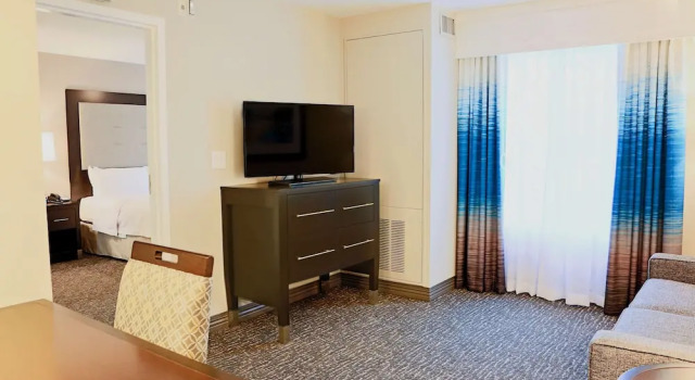 Четырёхместный номер Premium Homewood Suites by Hilton Asheville