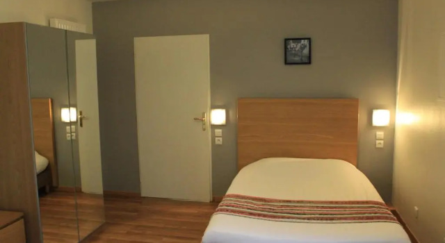 Четырёхместный номер Standard Hôtel de Paris - Dijon Centre Gare