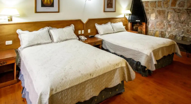 Четырёхместный номер Standard Hotel Posada Vista Bella