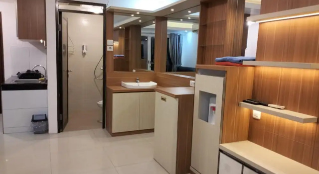 Номер Standard OYO 93734 The Metro Suites Apartment By Retro Rent