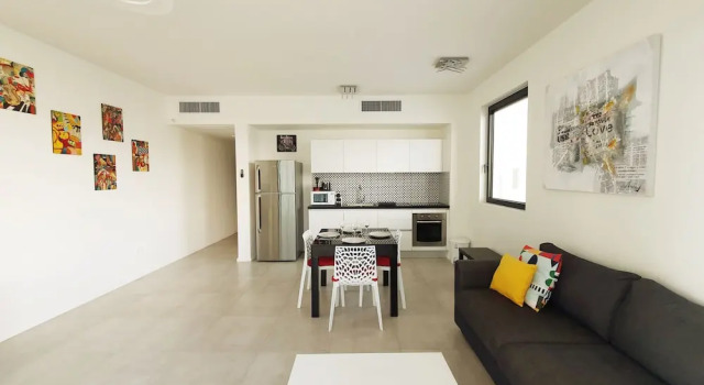 New Apt 1 Step From Beach W Parking Tl53, Reserva ahora Apartamento Hoteles en Tel Aviv con piscina, cerca de Playa de Jerusalén, Piscina