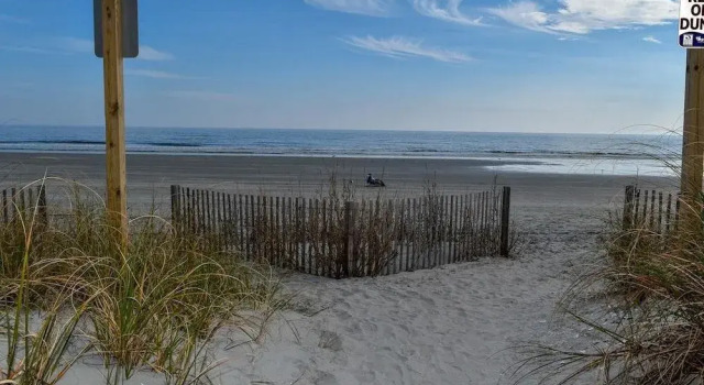 Croxton Cottage South Carolina - 8 Br Home, Забронировать Дом для отпуска Виллы Норт-Миртл-Бич, рядом с Гольф-клуб и пляжный клуб Surf, Вилла