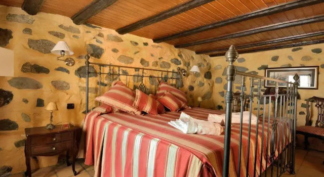 Casa Rural El Borbullón, Book Feriehus Teror Gran Canaria