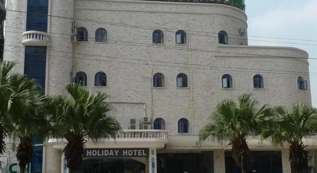 CN Holiday Hotel