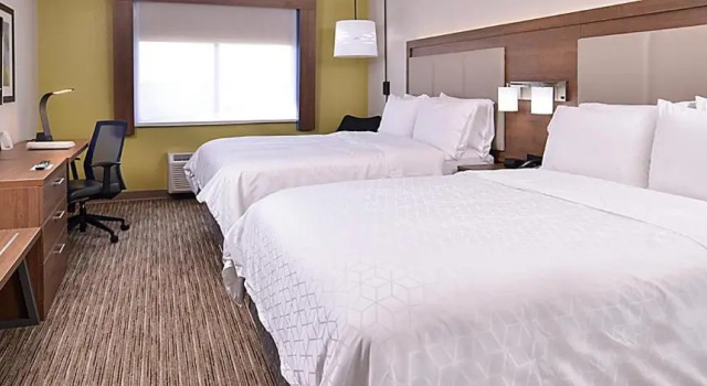 Люкс с 2 комнатами Holiday Inn Express Hotel and Suites Mesquite by IHG