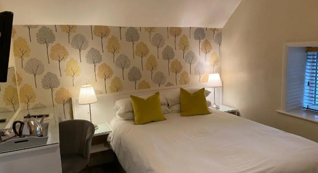 Двухместный номер Standard Manor Court Hotel