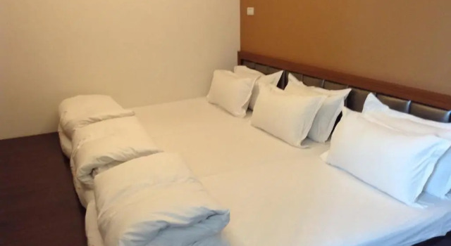 Трёхместный номер Standard Watermark Hotel - Sizihwan