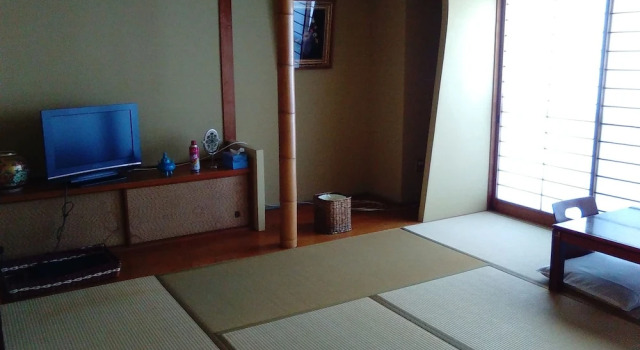 Sarasaya Ryokan, Buchen Sie Hotel Mihara Hiroshima