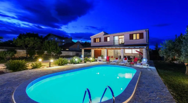 Вилла Villa Ivana ZadarVillas
