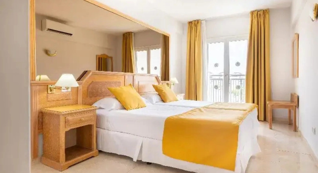 Апартаменты c 1 комнатой с балконом Villa De Adeje Beach