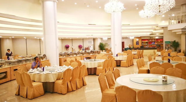 Qingdao Huaneng Hotel, Prenota Hotel Hotel a Shandong con parcheggio, Parcheggio