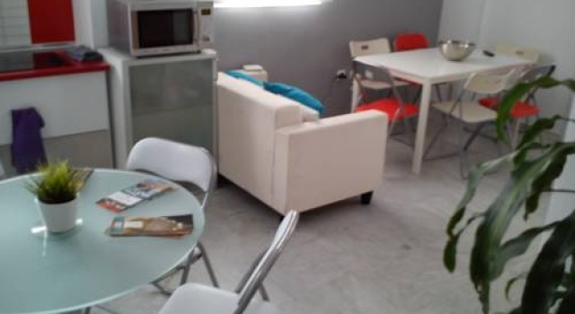 B&B Jerez, Забронировать Мини-отель Отели Херес-де-ла-Фронтера с парковкой, рядом с Винотека Гонсалес Байасс, Парковка