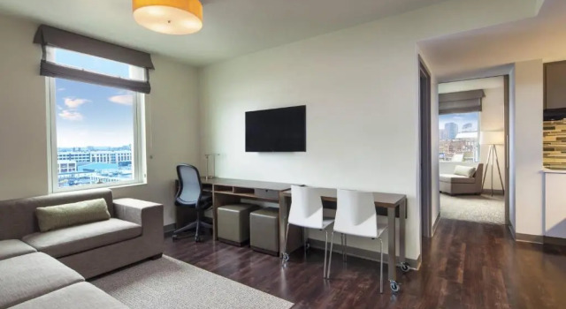 Двухместный люкс Executive Element by Marriott Boston Seaport District