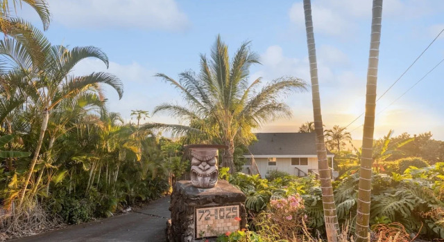 Коттедж Cozy Sunset Views W/ Lanai - Close To Beach 1 Bedroom Home by RedAwning