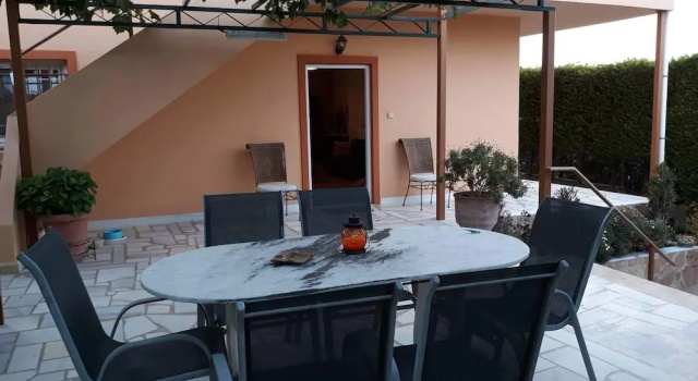 Вилла Villa near Athens Airport & Rafina