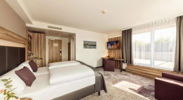 Полулюкс CityClass Hotel am Dom