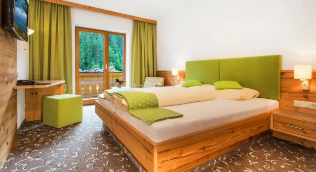 Двухместный номер Standard с видом на горы Hotel Oberwirt - nahe an Saalbach und Zell am See, Viehhofen Sommercard