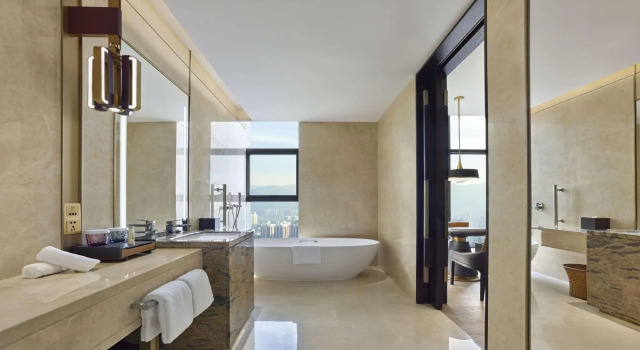Двухместный номер Superior Hilton Lanzhou City Center