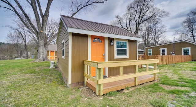 Коттедж Explore Cades Cove & Smoky Mtns! Restored Cabin