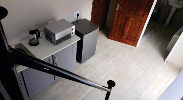 Beesdam Guesthouse, Book Hotel Hoteller i Potchefstroom med parkering, nær Ibbies Oval, Parkering