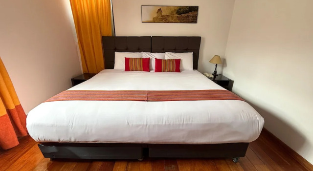 Двухместный номер Standard с балконом Hotel Monasterio San Pedro