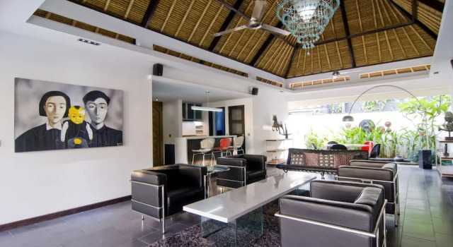 Villa Putih Seminyak, Забронировать Вилла Отели провинции Бали с завтраком, Завтраки