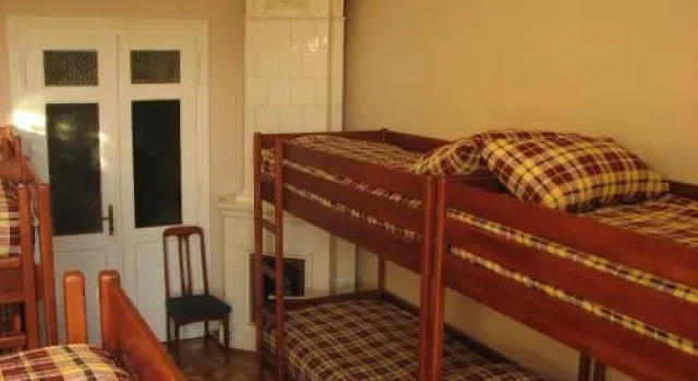Voyager Hostel, Забронировать Хостел Хостелы Львова, рядом с Музей древней украинской книги, Хостел