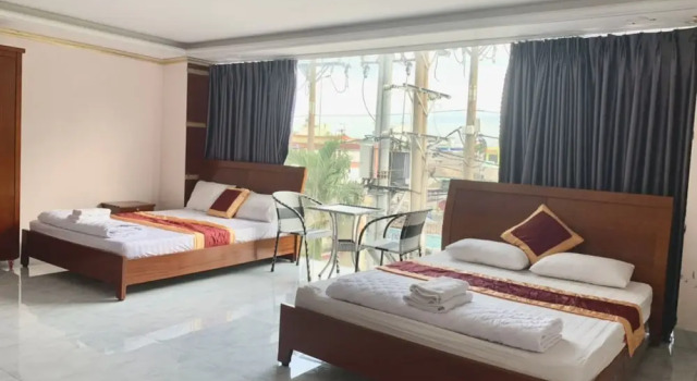 Номер Deluxe Nhan Duc Hotel