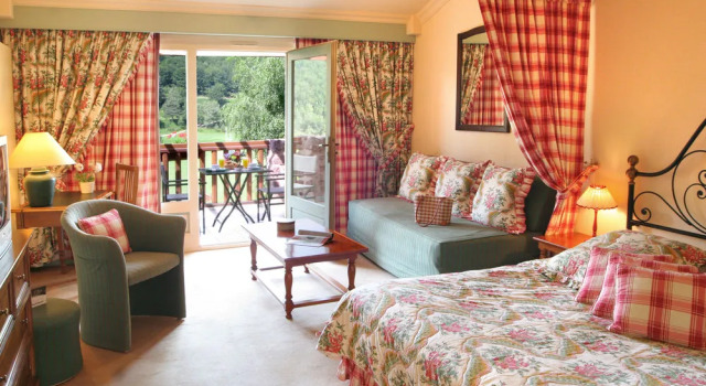 Le Domaine De Falgos, Book Ferieresort Hoteller i Serralongue med parkering, Parkering