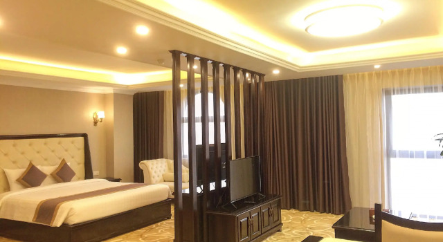 Люкс New Era Hotel & Spa Ha Long