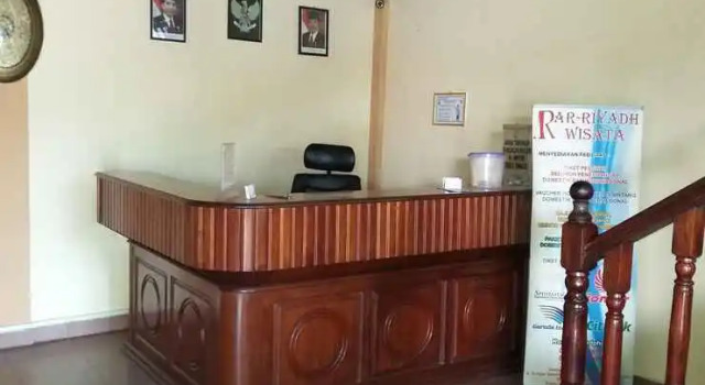 Hotel Ar Riyadh Kuala Tungkal, Rezerwuj Hotel Kuala Tungkal Sumatra