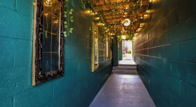 Коттедж The Funky Flat