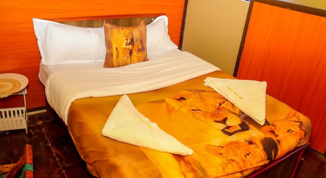 Amanya 2-rooms Lioness Family, Rezervovat Kemp Hotely v Nakuru s parkováním, Parkování