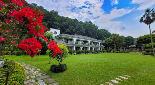 Двухместный номер Deluxe Fish Tail Lodge