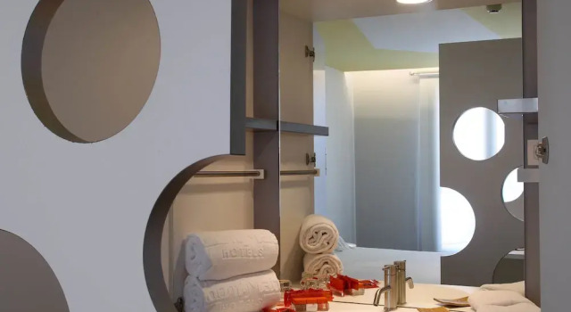 Номер Deluxe Room Mate Pau, Barcelona