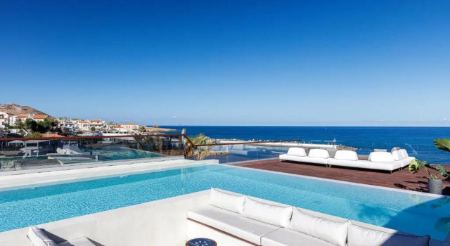 Вилла Zillion Villa - Sapphire Shores Beachfront Retreat by etouri
