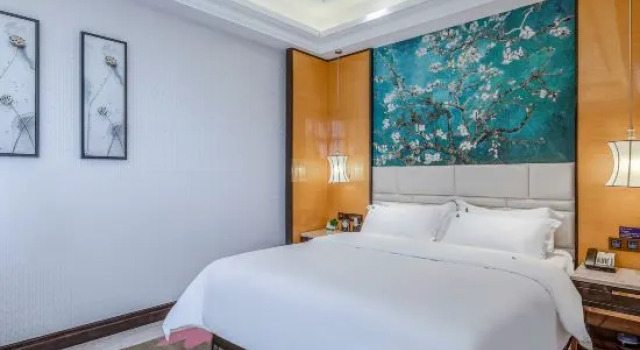 Люкс Superior Four Seasons Goldensun Hotel