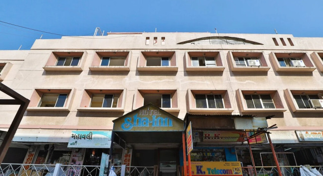 Oyo 30296 Hotel Sha-Inn, Rezerwuj Hotel Ankleshwar Gujarat
