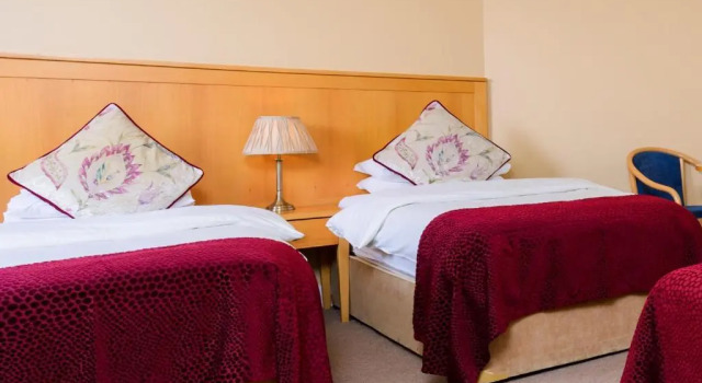 Dingle Bay Hotel, Book Hotel Dingle Dingle Peninsula