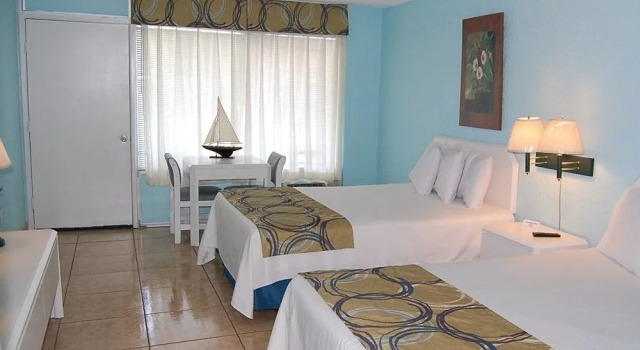The Darlington Cottages, Забронировать Дом для отпуска Коттеджи Миртл-Бич, рядом с Парк аттракционов Фэмили-Кингдом, Коттедж