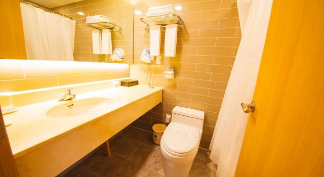 Двухместный номер Standard с видом на озеро Asia Lakeside Hotel