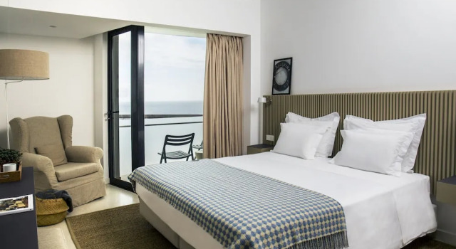 Двухместный номер с частичным видом на море Memmo Baleeira - Design Hotels