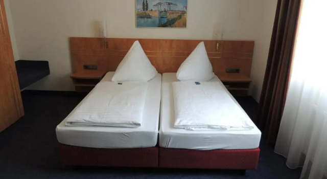 Двухместный номер Standard Airport Business Hotel Köln