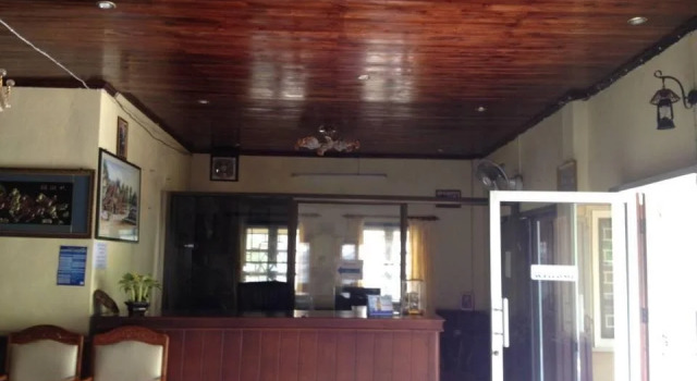 Douangvilay Guesthouse, Prenota Hotel Provincia di Luang Prabang Laos