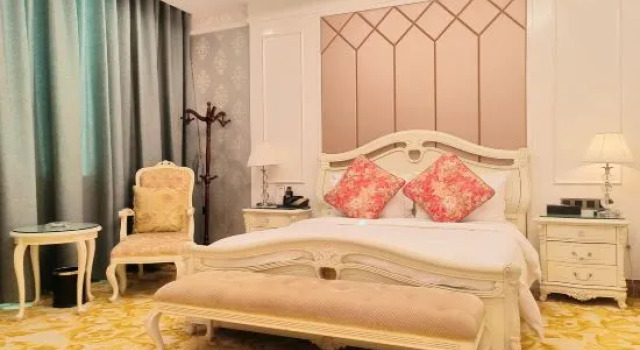 Люкс Premium Huaxia Conifer Hotel