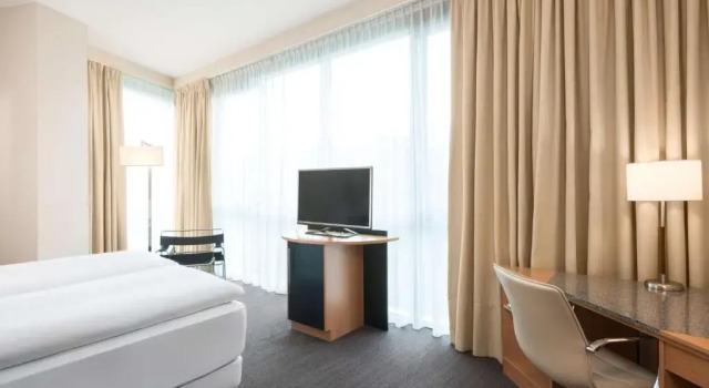 Двухместный номер Superior NH Düsseldorf City