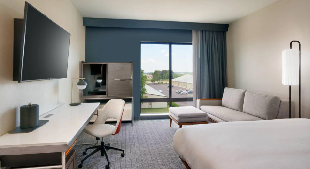 Двухместный номер Standard Courtyard Ames