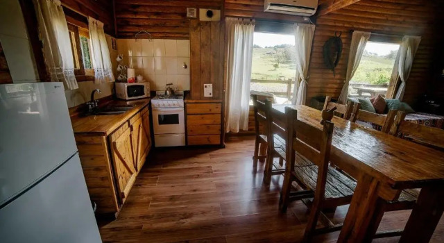 Cabanas Valle de los Ciervos, จอง โรงแรม Tandil บัวโนส ไอเรส
